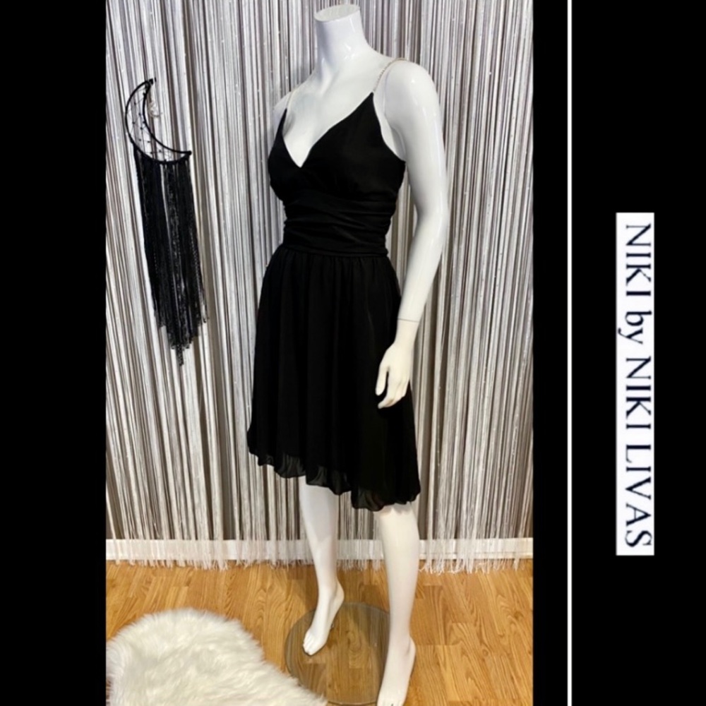 🔻SALE🔻NIKI LIVAS🔹EXCELLENT CONDITION